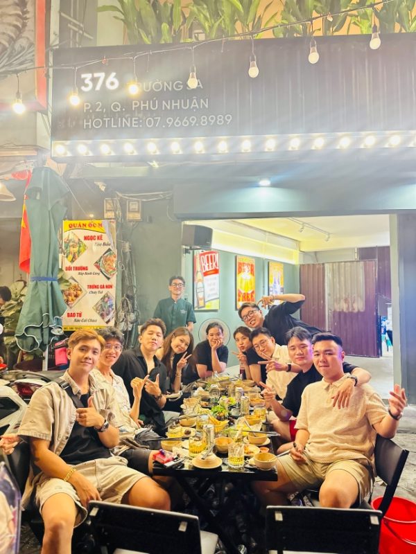 Các Khách hàng luôn chọn địa điểm Xẻng 376 Trường Sa, Phường 2, Quận Phú Nhuận. Đây là địa điểm lý tưởng để tụ họp bạn bè, hàn huyên tâm sự.